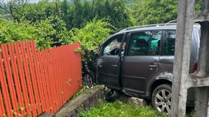 O mașină a lovit o conductă de gaz, la Sovata