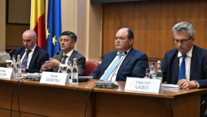 România are în prezent cea mai mare inflaţie şi cel mai mare deficit bugetar din Uniunea Europeană
