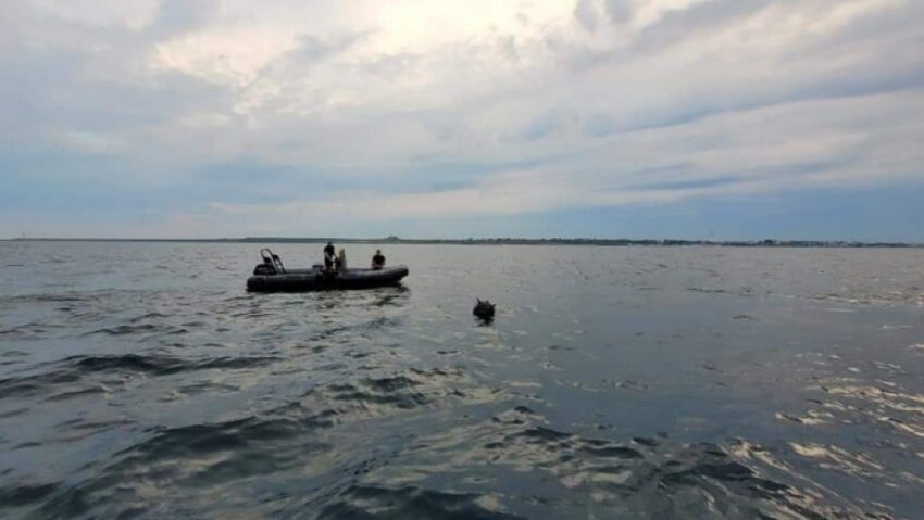 O mină marină, descoperită pe plaja dintre localitățile Vama Veche și 2 Mai