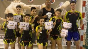 “Spartanii” mureşeni, 7 medalii la Cupa Mediaşului la kickboxing