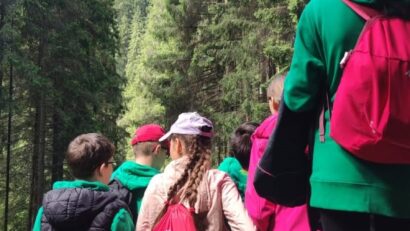 Elevii din Harghita beneficiază de cursuri de educație montană