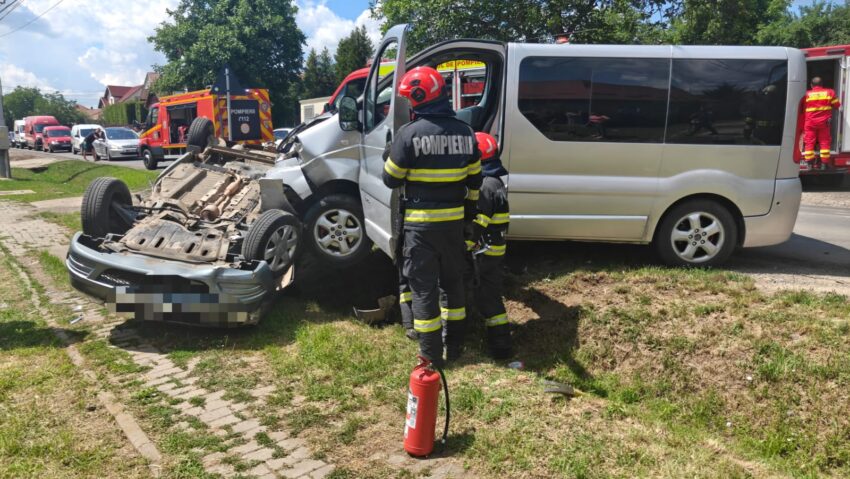 Două accidente rutiere, produse în această după amiază în Mureș