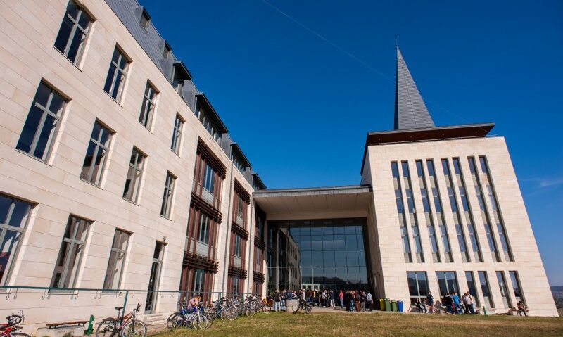 La Universitatea „Sapientia” din Transilvania a început perioada de admitere