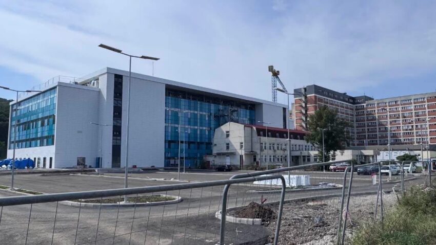 Spitalele de Mari Arși din Tg. Mureș și Timișoara sunt aproape finalizate, însă mai sunt necesare fonduri