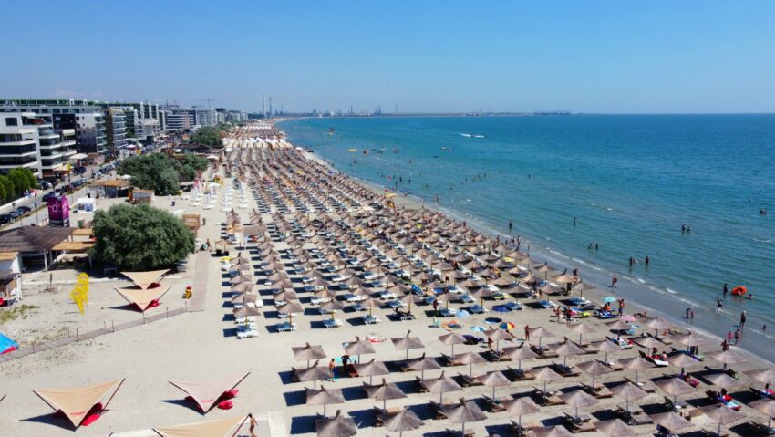 Peste 150.000 de turiști pe litoral în cel mai aglomerat weekend de până acum