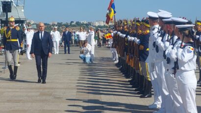 Peste 3.500 de militari români şi străini, peste 50 de nave şi ambarcaţiuni şi 15 aeronave la Ziua Marinei