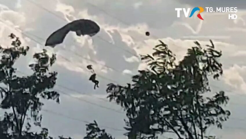 Anchetă după accidentul în care doi militari au fost răniți