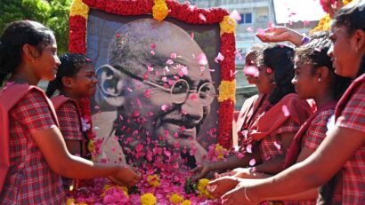 Notițe scrise de mână de Mahatma Gandhi, vândute la licitație cu 1,7 milioane de dolari