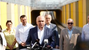 Dezvoltarea capacităților de stocare și finalizarea centralelor pe gaz, printre soluţiile premierului la criza energiei