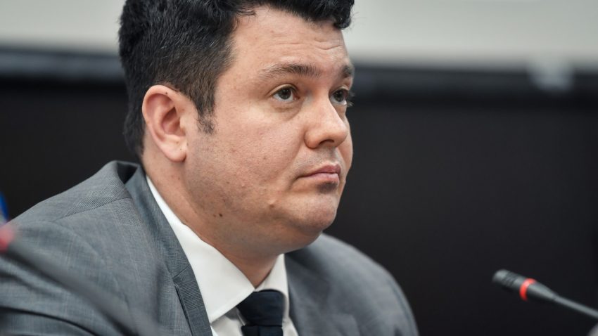 Directorul general al Nuclearelectrica, Cosmin Ghiță, a solicitat încetarea contractului