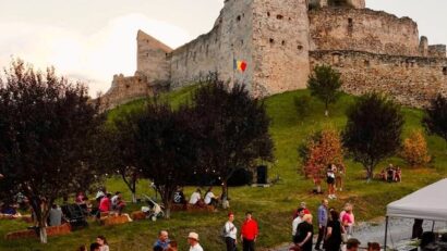 Expoziţia artistei Kira Hagi şi Treasure Hunt pentru copii – în a treia zi a festivalului Haferland