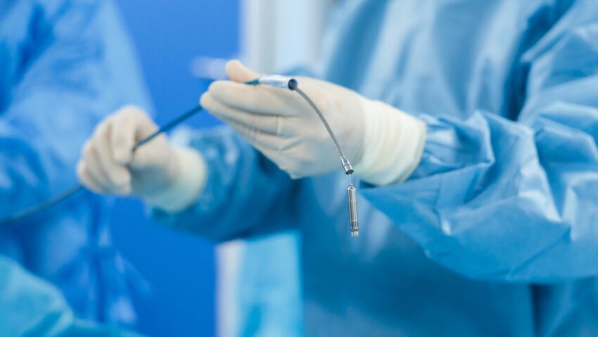 Minutul de Viitor, cu Raluca Creț | Premieră medicală în România: unui pacient de 74 de ani i-a fost implantat un stimulator cardiac fără sonde, de ultimă generație