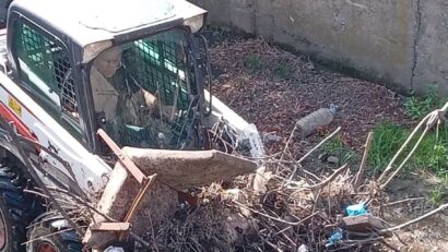 Curățarea pârâului Pocloș din Tg.Mureș continuă cu etapa a 3-a. Locuitorii, atenționați să nu mai arunce deșeuri