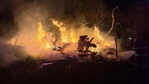Mureș: Femeie rănită în incendiu