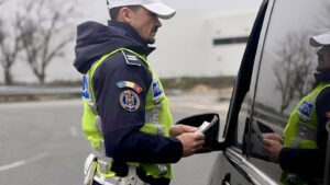 73 de sancțiuni în valoare de 49.000 de lei au fost aplicate, ieri, de polițiștii mureșeni, în 4 ore