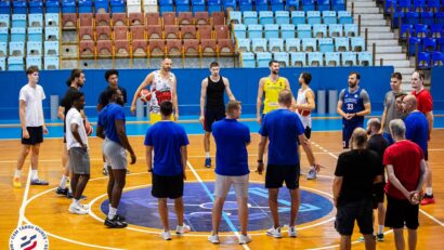 S-a reunit lotul echipei de baschet CSM Tg.Mureş