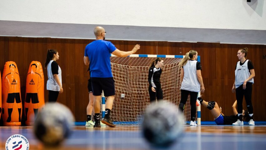 CSM Târgu Mureş, victorii în dubla amicală cu Mioveniul la handbal