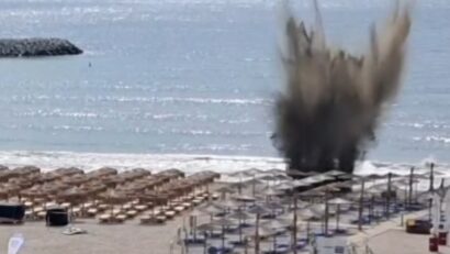 Drona găsită pe plaja din staţiunea Olimp avea explozibil şi a fost detonată.