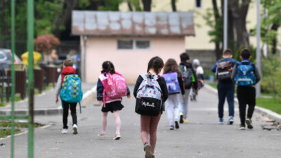 80% din bursele școlare din Mureș sunt pentru cazurile sociale