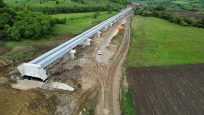 Calea ferată Brașov-Sighișoara va fi complet electrificată