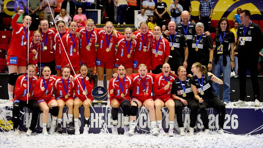 Handbalistele tricolore, bronz la EURO Cup