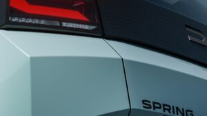 Producătorul de autoturisme Dacia lansează, în Franţa şi Elveţia, noul său model Spring