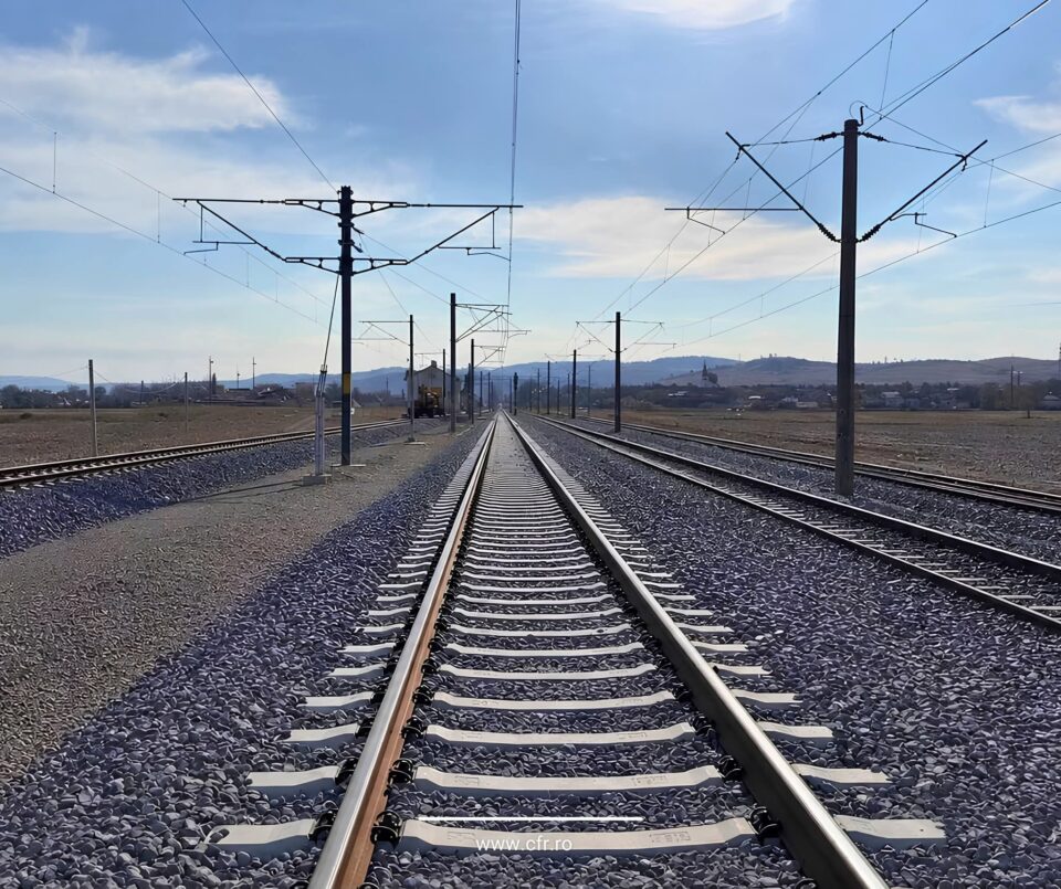 Calea ferată Brașov-Sighișoara va fi complet electrificată