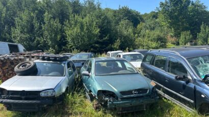 Sancțiuni de peste 40.000 de lei și dosar penal la firme de dezmembrări și service-uri auto din Harghita