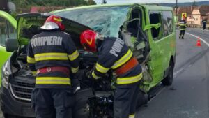 UPDATE: Două dintre victimele accidentului din Saschiz sunt în stare gravă