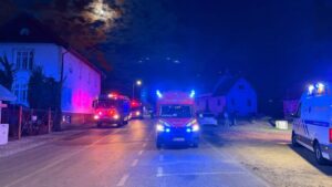 20 de persoane cu simptome de toxiinfecţie alimentară au fost transportate ieri la spital, de la o sală de evenimente din oraşul Avrig