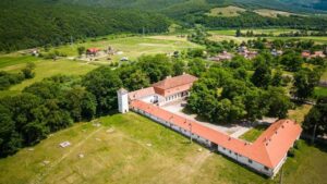 Castelul Miko din Olteni se redeschide după restaurare