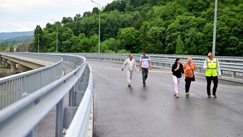 Lucrările la centura Comarnic au fost finalizate și se fac ultimele pregătiri pentru recepția drumului