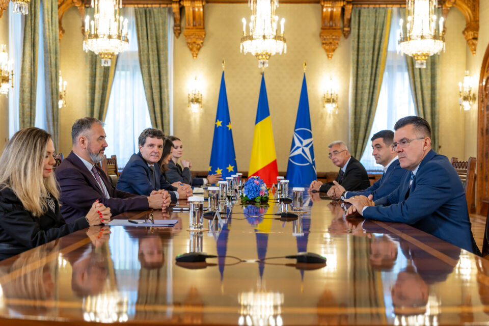 George Simion: AUR nu votează niciun guvern din care nu face parte