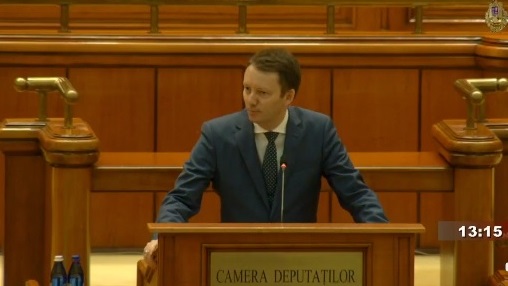 A început şedinţa pentru învestirea Guvernului propus de Siegfried Mureşan