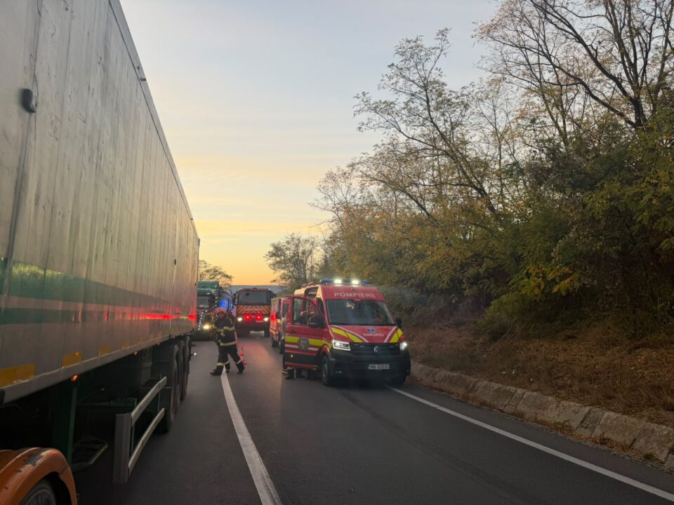 Accident cu 18 persoane implicate, în județul Mureș