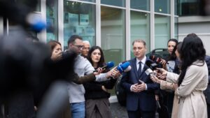Noul guvern condus de Luca Niculescu a adoptat aseară prima ordonanță de urgență