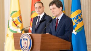Luca Niculescu: Am văzut deschidere în încercarea de a găsi soluţii din partea PSD